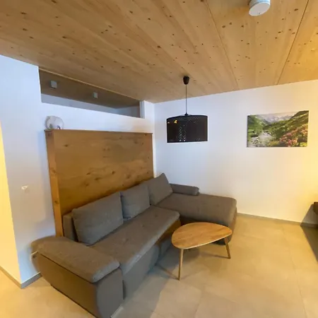 Lobenwein Apartament Pfunds