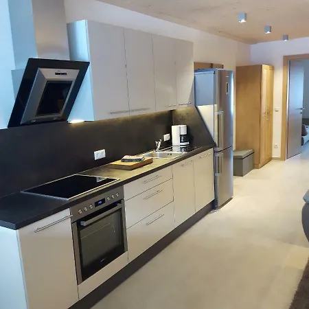 Lobenwein Apartament *